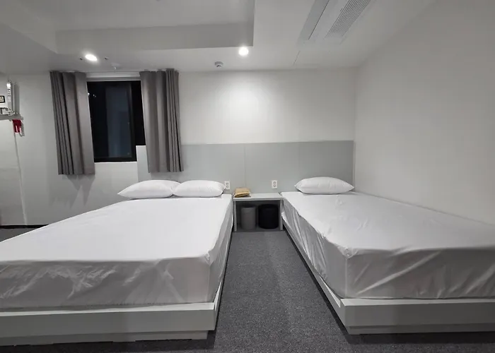 명동 Together 을지로3가 Hostel *